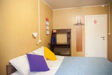 Анти Хостел RoomHouse у Вокзала - 25