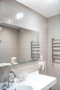 People - 51