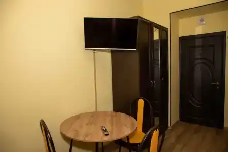 Yellow - 41