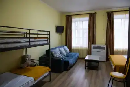 Yellow - 42