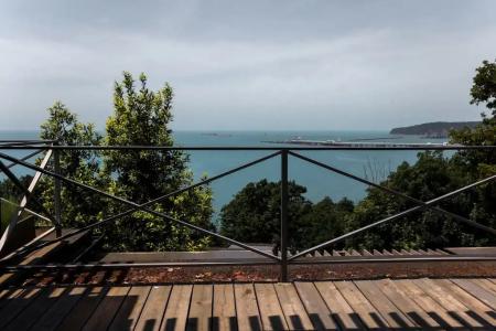 Grey house - 36