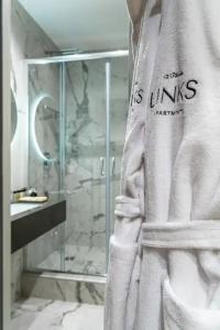 Links - 79