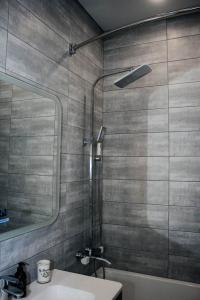 Sutoki Villa с видом на водохранилище - 7