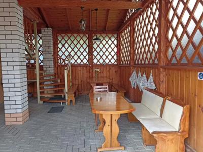 У Кремля - 32