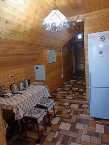 У Кремля - 28