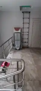 На красной - 27