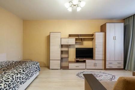 Rosta  by Fanoteli - 68