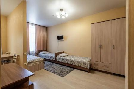 Rosta  by Fanoteli - 181