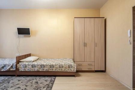 Rosta  by Fanoteli - 182