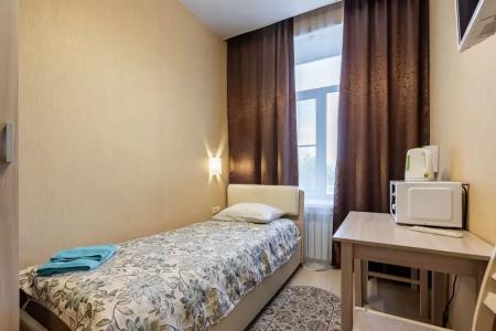 Rosta  by Fanoteli - 245