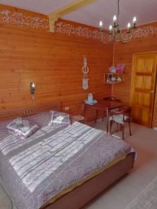 У Кремля - 51