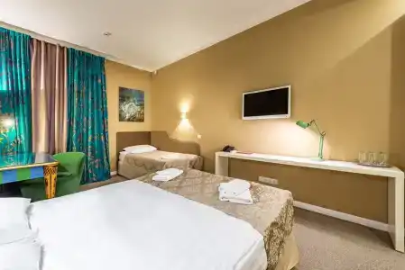 T-Hotel - 22