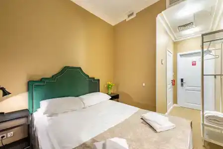 T-Hotel - 26
