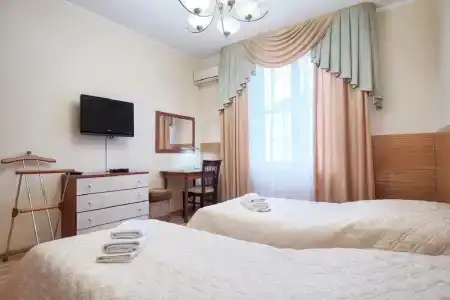 ТРИ ЗВЕЗДЫ - 8
