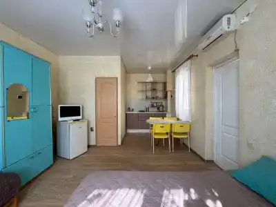 Солнечный - 96