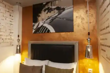 Mia Milano - 26