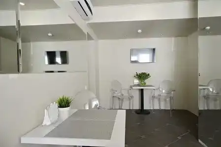 Хит - 1