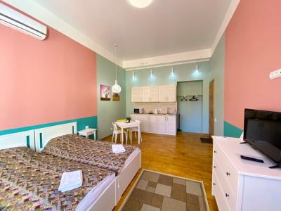 В Центре - 107