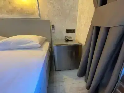 Resident Loft Hotel - 27