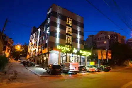 Marton Business - 3