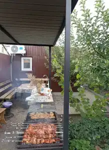 Уютный гостевой домик во дворе частной усадьбы - 61