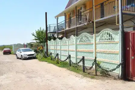 Raisky Ugolok - 37
