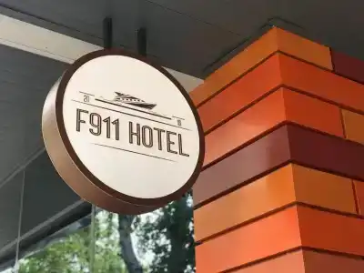 F911 Hotel Яхт клуб - 8