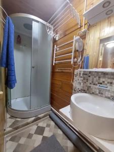 a Inn - 65