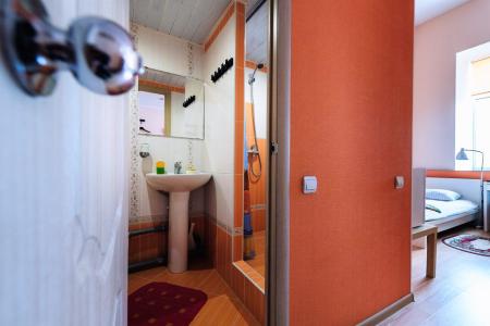 В Центре - 144