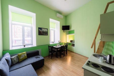 В Центре - 145