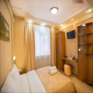 Green Street & Hostel - 12