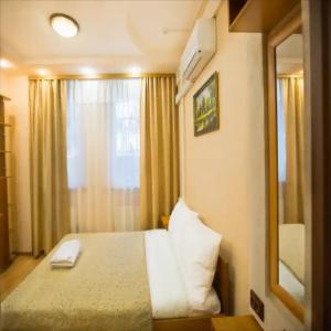 Green Street & Hostel - 16