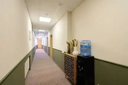 Uhotel - 3