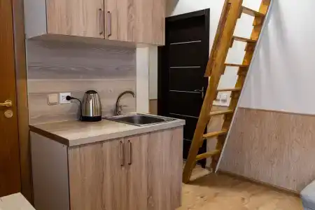 Нова - 9