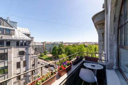 Демократ на Некрасова 58 - 175