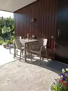 Уютный гостевой домик во дворе частной усадьбы - 48