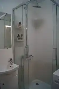 возле Нижнего озера - 19