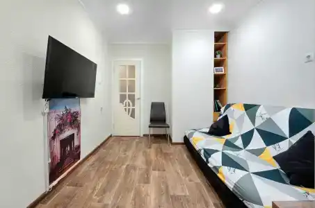 2-комн. квартира на Пирогова, 17 - 10