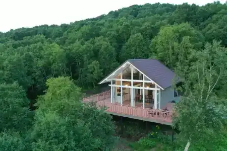 Шале с видом на бухту и вулкан - 6