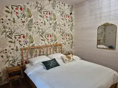 Обломов дача с русской баней, беседкой и детской площадкой - 1