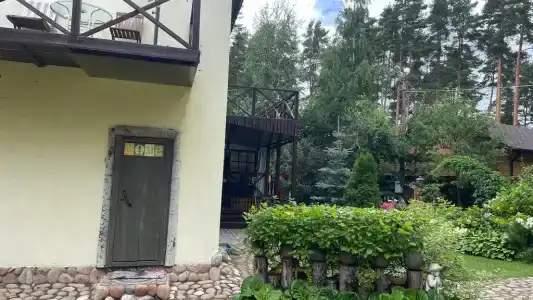 Уютный домик в сосновом лесу - 61