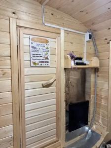 У Александра - 6