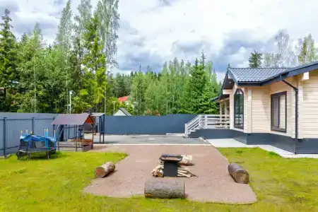 Solar House - 59