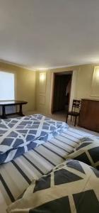 Дома на берегу озера - 35