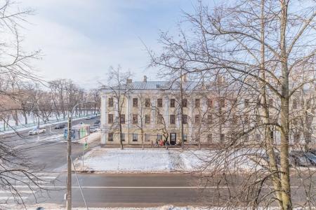 Шикарная двухкомнатная квартира в центре - 11