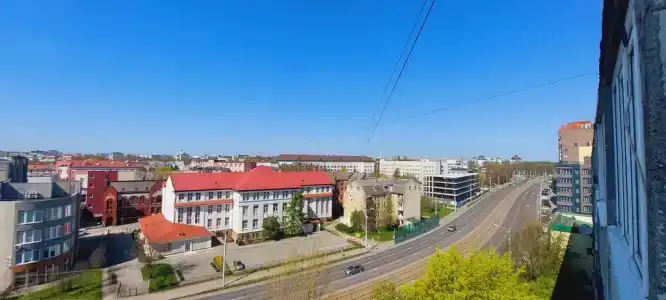 Квартиры на 9 Апреля 62 - 32