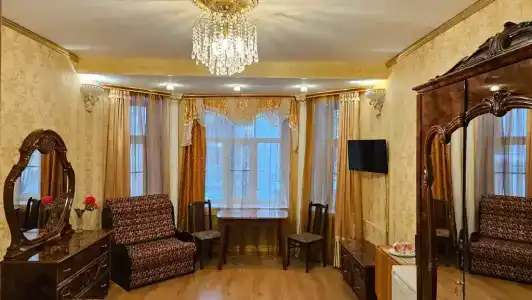 Петроградский - 14