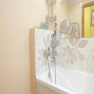 Пять Звёзд у офиса Газпрома - 10