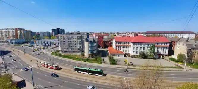 Квартиры на 9 Апреля 62 - 34