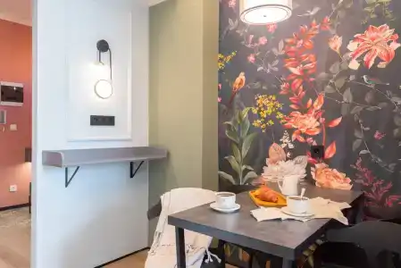 Квартиры на Парижской Коммуны 4 - 102